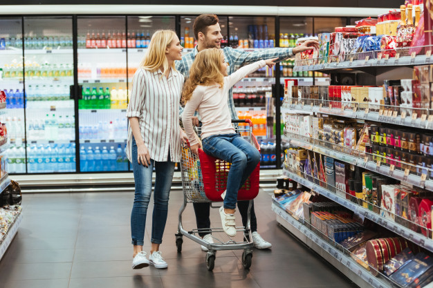 What are the Key Advantages of Partnering with a Grocery Distributor for Retail Businesses?